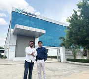 Image of Mr Ankit Alok Bagaria, Co-founder and CEO of Loopworm & Mr Abhi Gawri, Co-Founder of Loopworm and